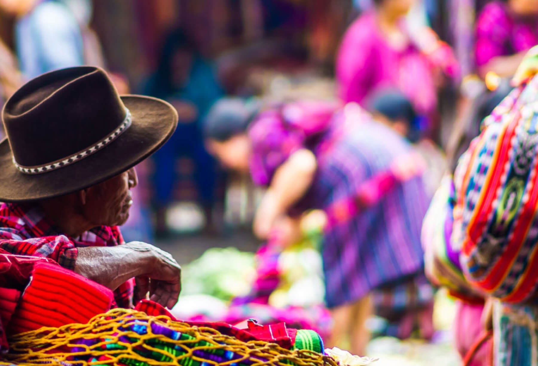 THE ART OF ARTISANS:<br />How we support craftsmanship and why you should too.
