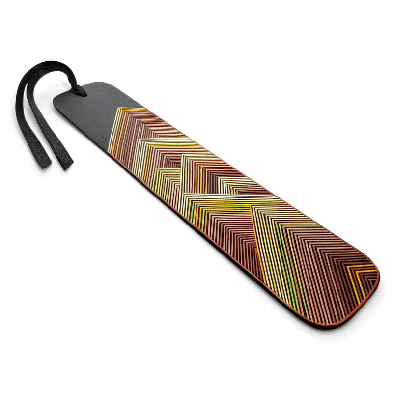 MARCAPÁGINAS TIERRA - COLECCIÓN LOS CUATRO ELEMENTOS - El arte del tamo - Madera oscura decorada con paja de trigo y cebada (enchapado en tamo)