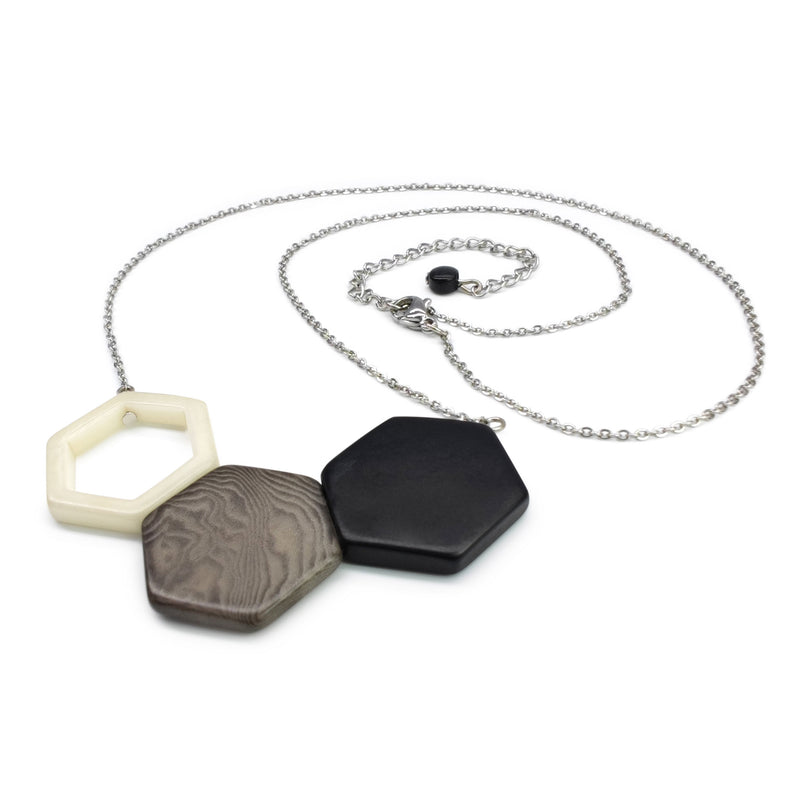 COLLAR TRIPTYCH - Hecho a mano - Acero inoxidable - Tagua (marfil vegetal)