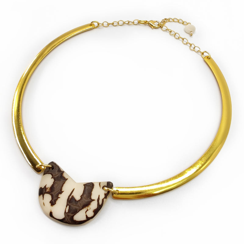 COLLAR NOZELA - Hecho a mano - Bañado en oro de 24 quilates - Tagua (marfil vegetal)
