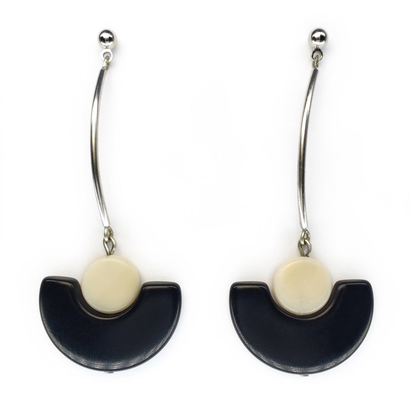 PENDIENTES LUNA - Hechos a mano - Acero inoxidable - Tagua (marfil vegetal)