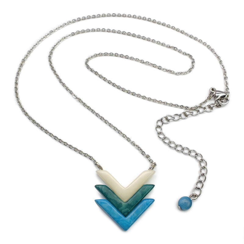 COLLAR FLECHA - Hecho a mano - Acero inoxidable - Tagua (marfil vegetal)