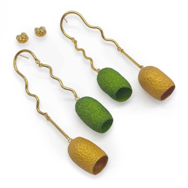 PENDIENTES COCOON TWIN - Hechos a mano - Bañados en oro de 24 quilates - Capullos de seda