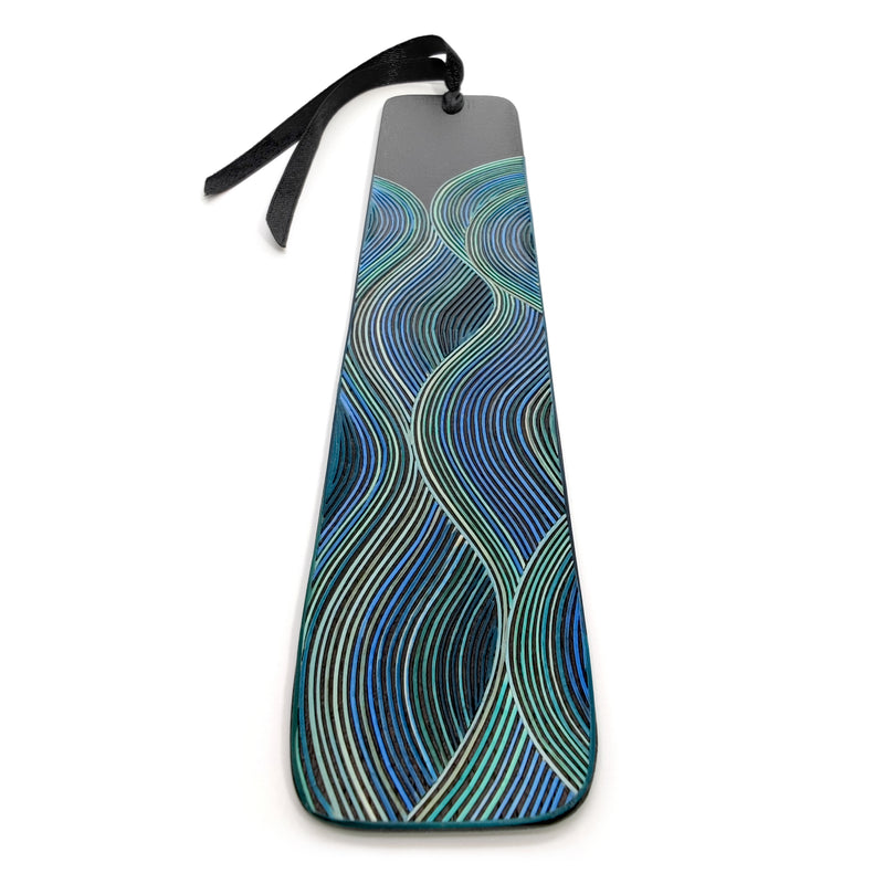 MARCAPÁGINAS AGUA - COLECCIÓN LOS CUATRO ELEMENTOS - El arte del tamo - Madera oscura decorada con paja de trigo y cebada (enchapado en tamo)