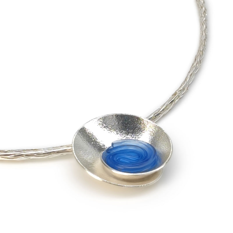COLLAR ECOSENS - Hecho a mano - Plata fina 999 & plata de ley 925 - Plástico reciclado de los revestimientos de las tapas de botellas