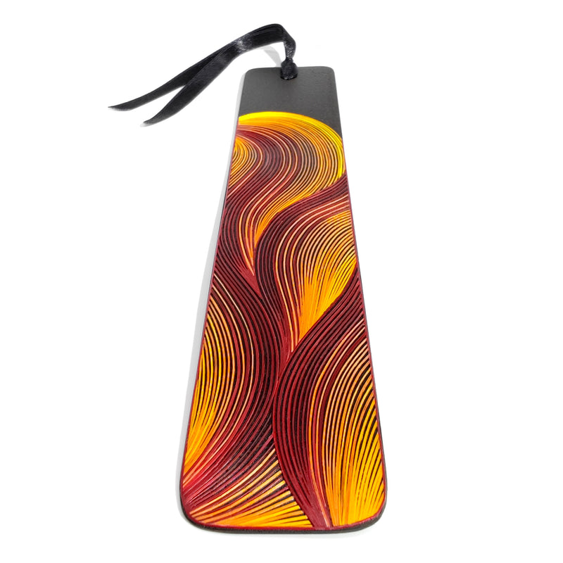 MARCAPÁGINAS FUEGO - COLECCIÓN LOS CUATRO ELEMENTOS - El arte del tamo - Madera oscura decorada con paja de trigo y cebada (enchapado en tamo)