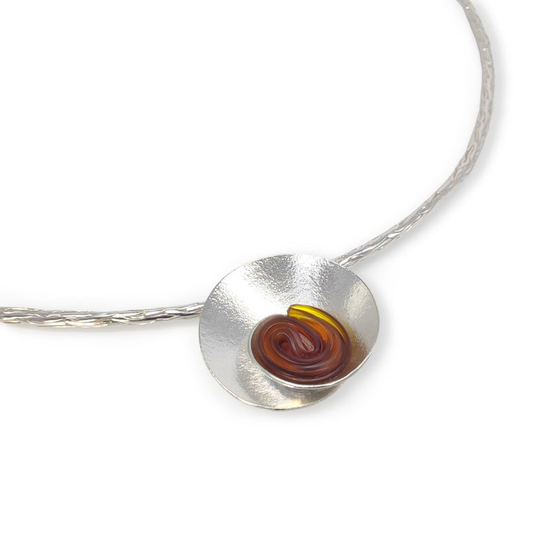 COLLAR ECOSENS - Hecho a mano - Plata fina 999 & plata de ley 925 - Plástico reciclado de los revestimientos de las tapas de botellas