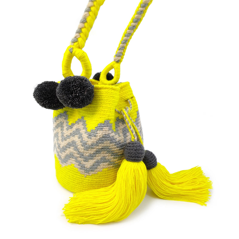 BOLSO WAYUU PALOMINO - Tamaño MINI - Tejido manualmente a ganchillo por mujeres de la comunidad indígena Wayuu en La Guajira (Colombia)