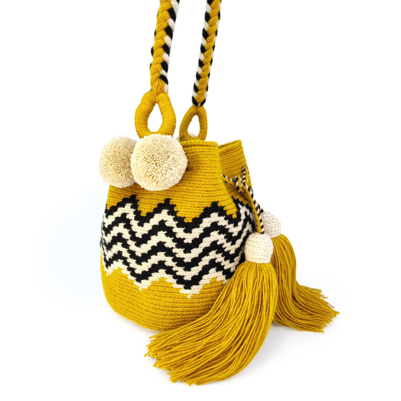 BOLSO WAYUU PALOMINO - Tamaño MINI - Tejido manualmente a ganchillo por mujeres de la comunidad indígena Wayuu en La Guajira (Colombia)
