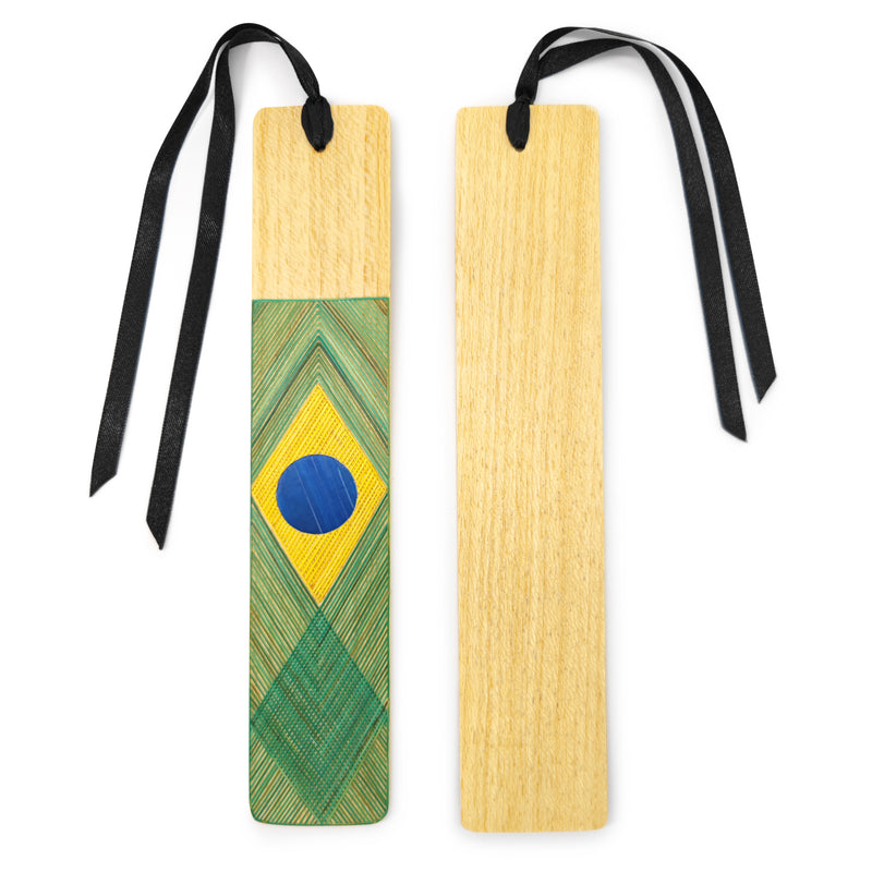 MARCAPÁGINAS BRASIL - COLECCIÓN DE EQUIPOS NACIONALES - El arte del tamo - Madera clara decorada con paja de trigo y cebada (enchapado en tamo)