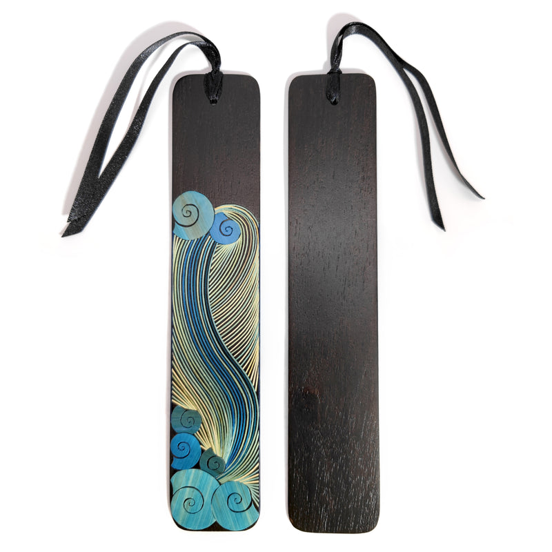MARCAPÁGINAS AIRE - COLECCIÓN LOS CUATRO ELEMENTOS - El arte del tamo - Madera oscura decorada con paja de trigo y cebada (enchapado en tamo)