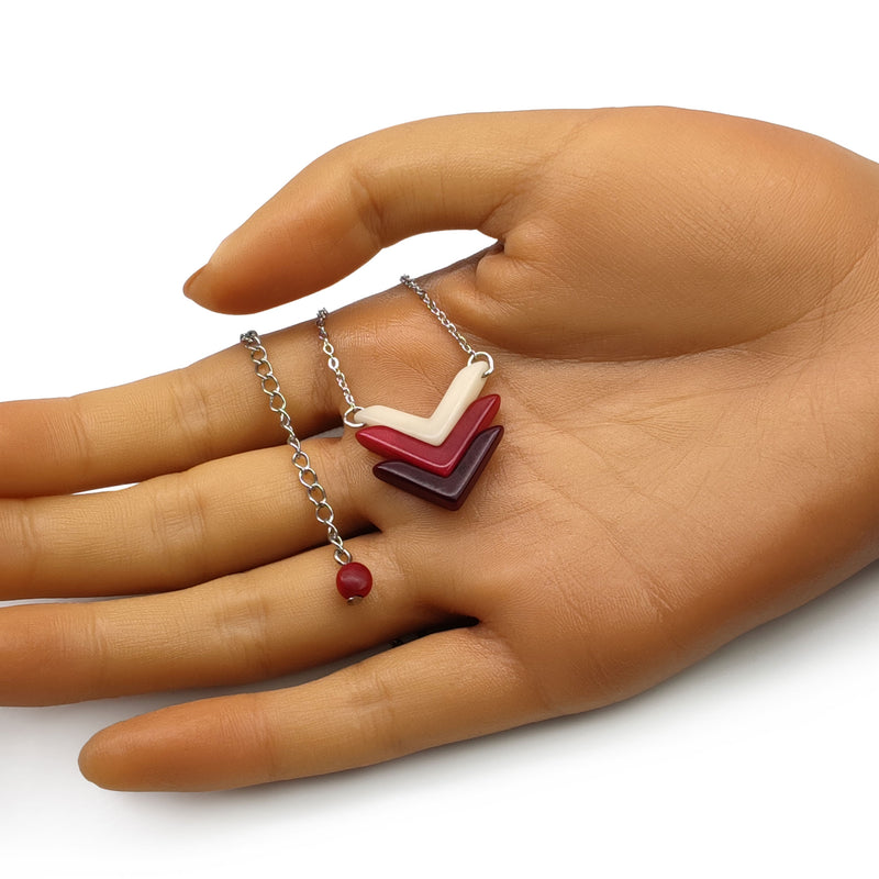 COLLAR FLECHA - Hecho a mano - Acero inoxidable - Tagua (marfil vegetal)