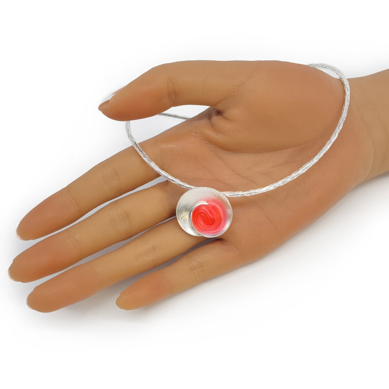 COLLAR ECOSENS - Hecho a mano - Plata fina 999 & plata de ley 925 - Plástico reciclado de los revestimientos de las tapas de botellas