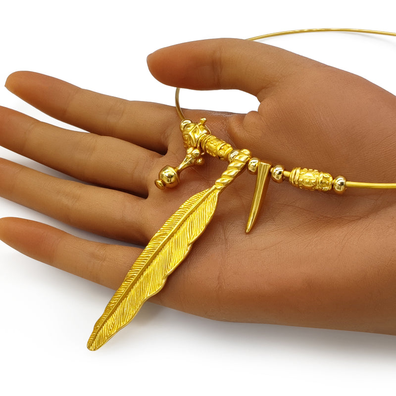 COLLAR PLUMA - Hecho a mano - Bañado en oro de 24 quilates