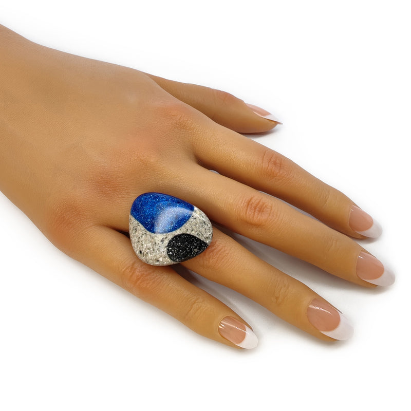 ANILLO GRANITA - Hecho a mano - Ajustable - Cemento triturado oscuro y claro, polvo de aluminio