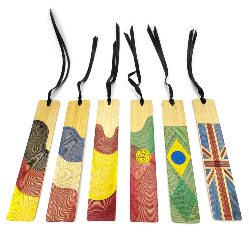 MARCAPÁGINAS BRASIL - COLECCIÓN DE EQUIPOS NACIONALES - El arte del tamo - Madera clara decorada con paja de trigo y cebada (enchapado en tamo)
