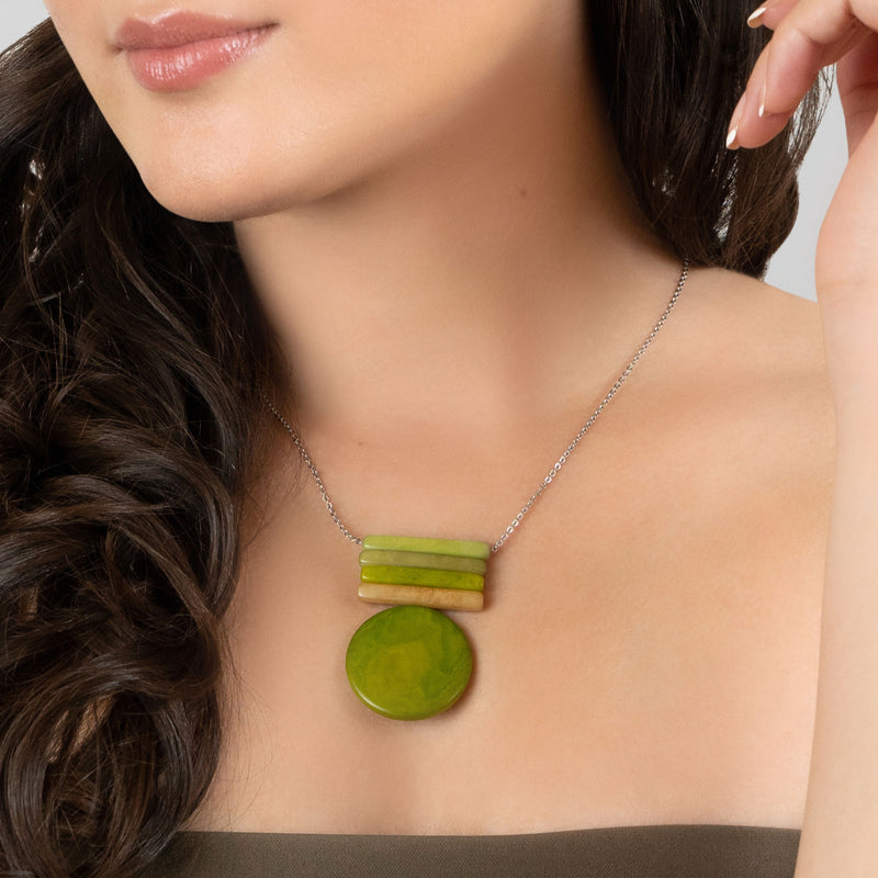 COLLAR SOLIÄ - Hecho a mano - Acero inoxidable - Tagua (marfil vegetal)