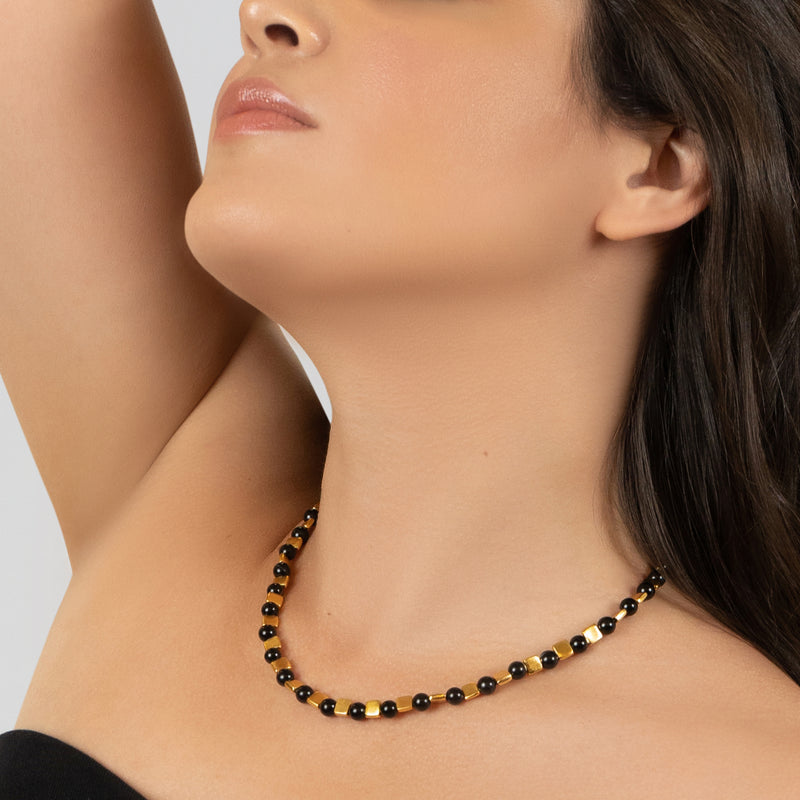 COLLAR DORA - Hecho a mano - Bañado en oro de 24 quilates - Ónix