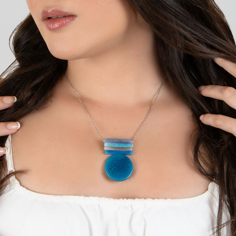 COLLAR SOLIÄ - Hecho a mano - Acero inoxidable - Tagua (marfil vegetal)