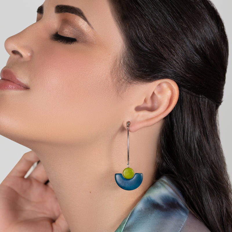PENDIENTES LUNA - Hechos a mano - Acero inoxidable - Tagua (marfil vegetal)