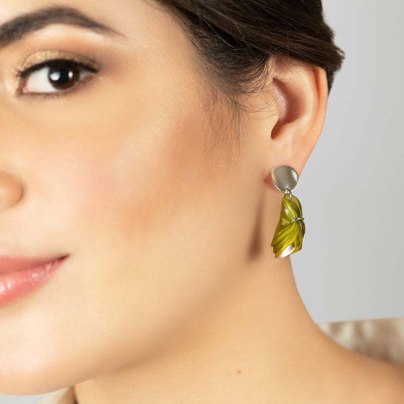 PENDIENTES ECOGLOW - Hechos a mano - Plata de ley 925 - Plástico reciclado de los revestimientos de las tapas de botellas