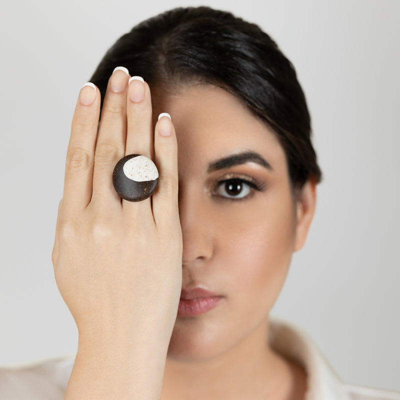 ANILLO CAFECITA - Hecho a mano - Ajustable - Posos de café, cáscaras de huevo trituradas