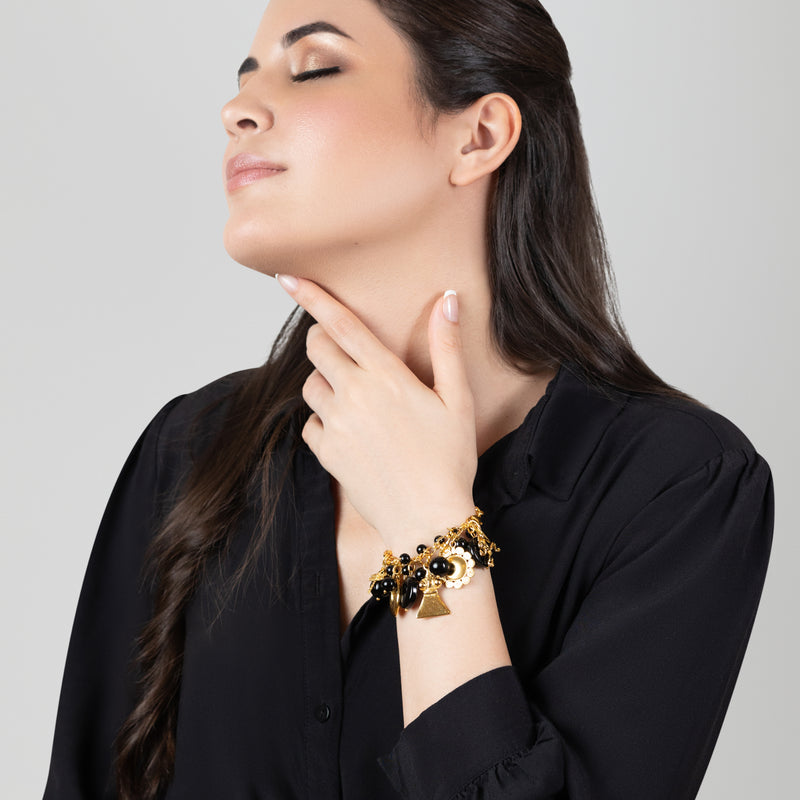 BRAZALETE ENCANTO - Hecho a mano - Bañado en oro de 24 quilates - Ónix