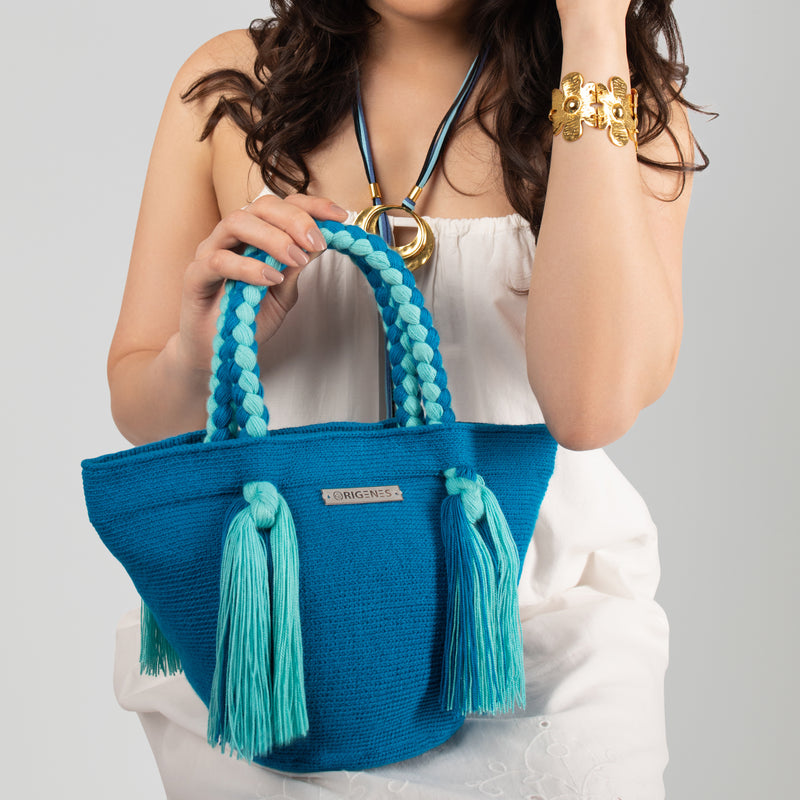 BOLSO WAYUU UMAKI - Tamaño MINI - Tejido manualmente a ganchillo por mujeres de la comunidad indígena Wayuu en La Guajira (Colombia)