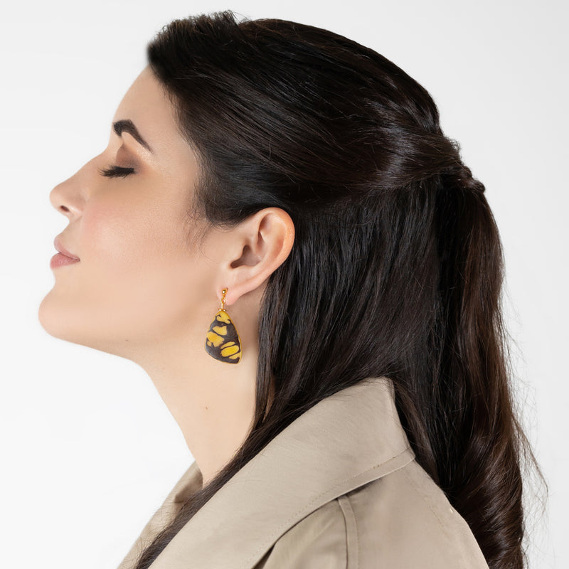 PENDIENTES MARIPOSA - Hechos a mano - Bañados en oro de 24 quilates - Tagua (marfil vegetal)