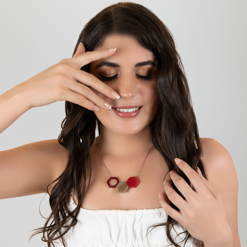 COLLAR TRIPTYCH - Hecho a mano - Acero inoxidable - Tagua (marfil vegetal)