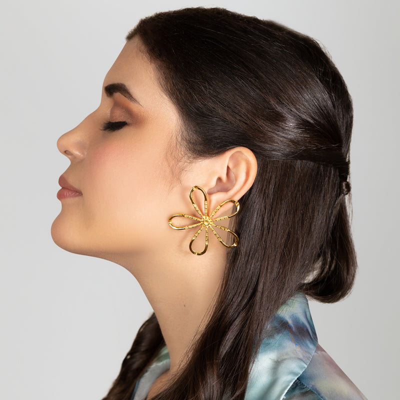 PENDIENTES FLORA - Hechos a mano - Bañados en oro de 24 quilates