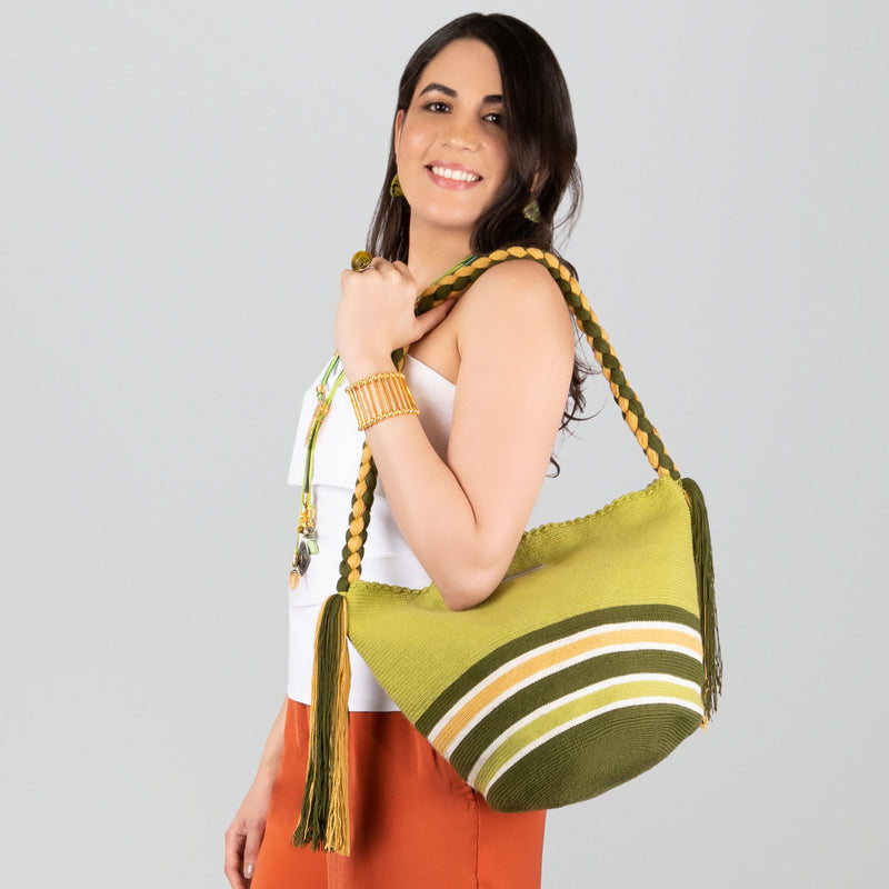 BOLSO WAYUU JOYACIA - Tamaño MEDIO - Tejido manualmente a ganchillo por mujeres de la comunidad indígena Wayuu en La Guajira (Colombia)