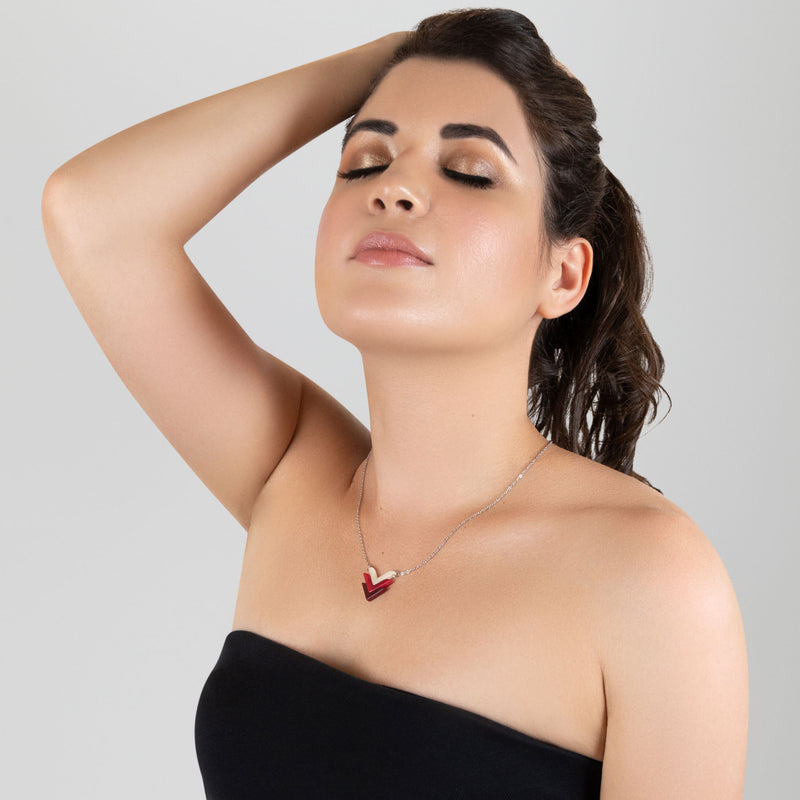 COLLAR FLECHA - Hecho a mano - Acero inoxidable - Tagua (marfil vegetal)
