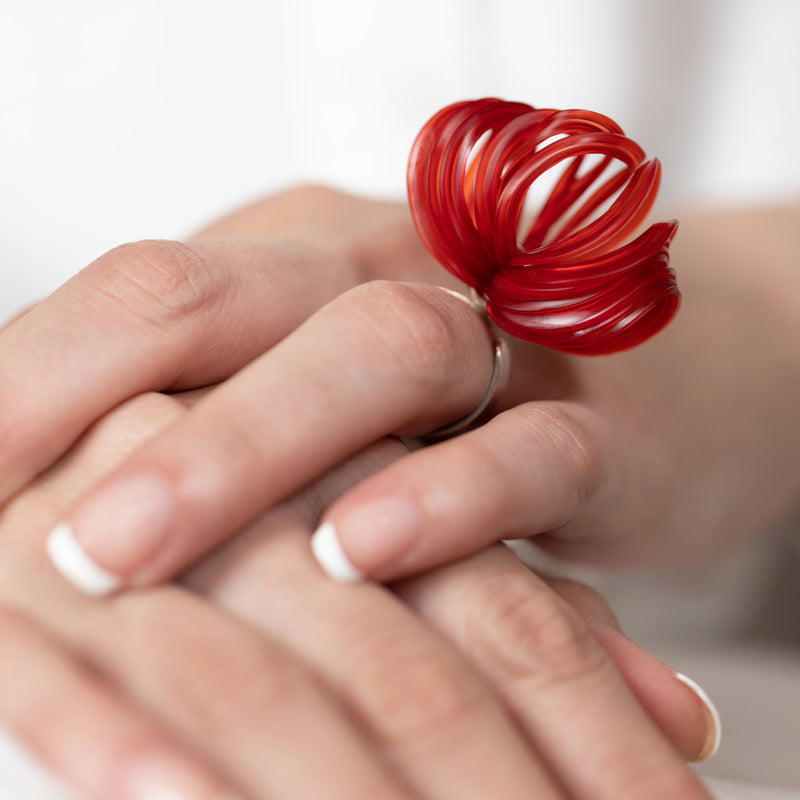 ANILLO ECOBLOOM - Hecho a mano - Ajustable - Plata de ley 925 - Plástico reciclado de los revestimientos de las tapas de botellas