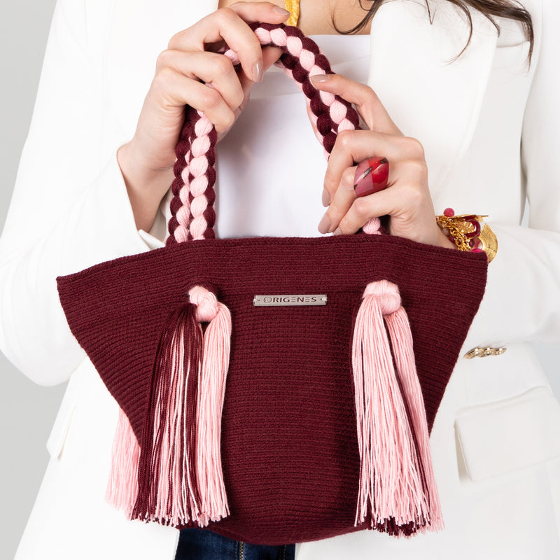 BOLSO WAYUU UMAKI - Tamaño MINI - Tejido manualmente a ganchillo por mujeres de la comunidad indígena Wayuu en La Guajira (Colombia)