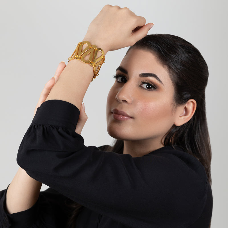 BRAZALETE SERPENTINO - Hecho a mano - Bañado en oro de 24 quilates