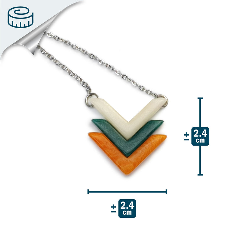 COLLAR FLECHA - Hecho a mano - Acero inoxidable - Tagua (marfil vegetal)